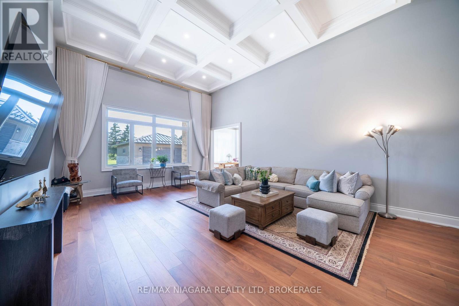 327 QUEENSTON ROAD - Image 12