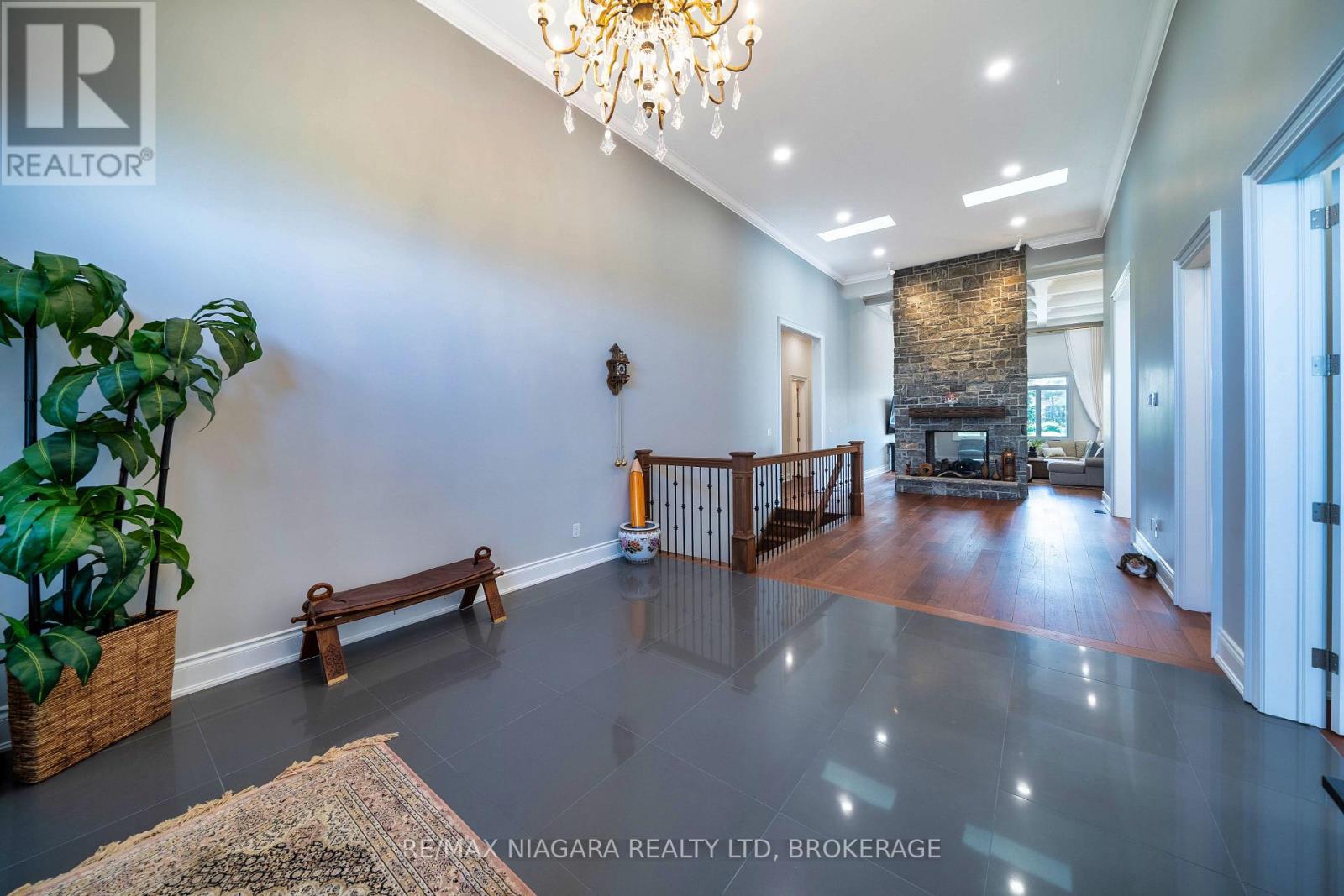 327 QUEENSTON ROAD - Image 7