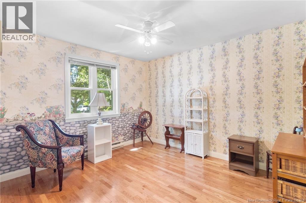 4 Mulberry Court - 24