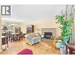 2pc Ensuite bath - 4 Mulberry Court, Fredericton, NB E3A5J1 Photo 9