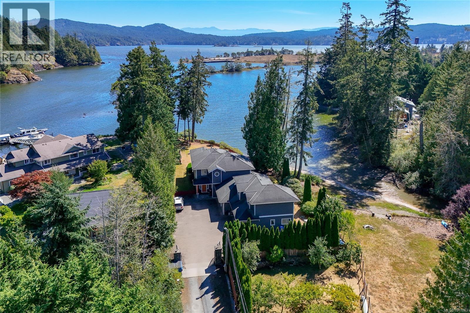 5469 Sooke Rd