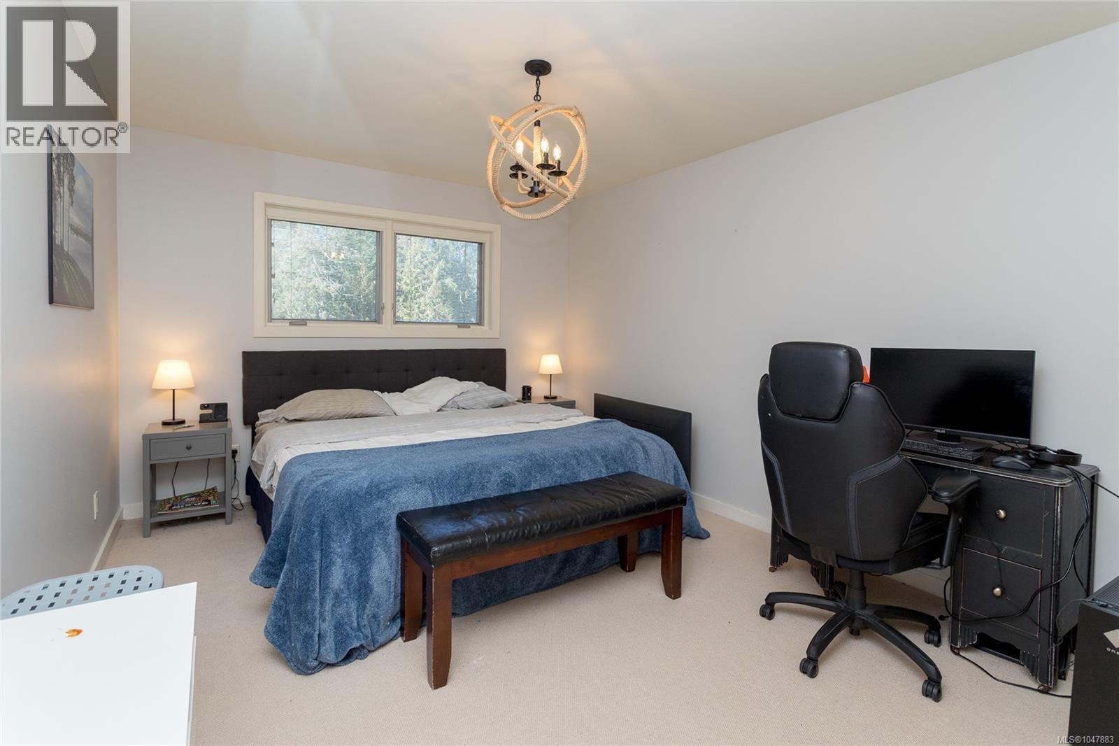 5469 Sooke Rd - 15