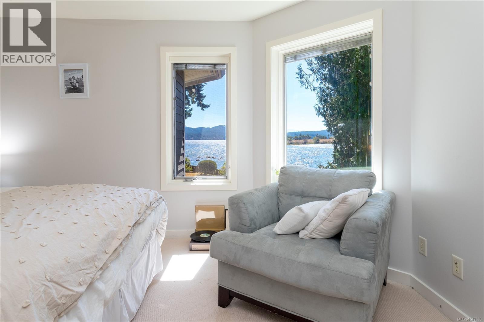 5469 Sooke Rd - Image 17