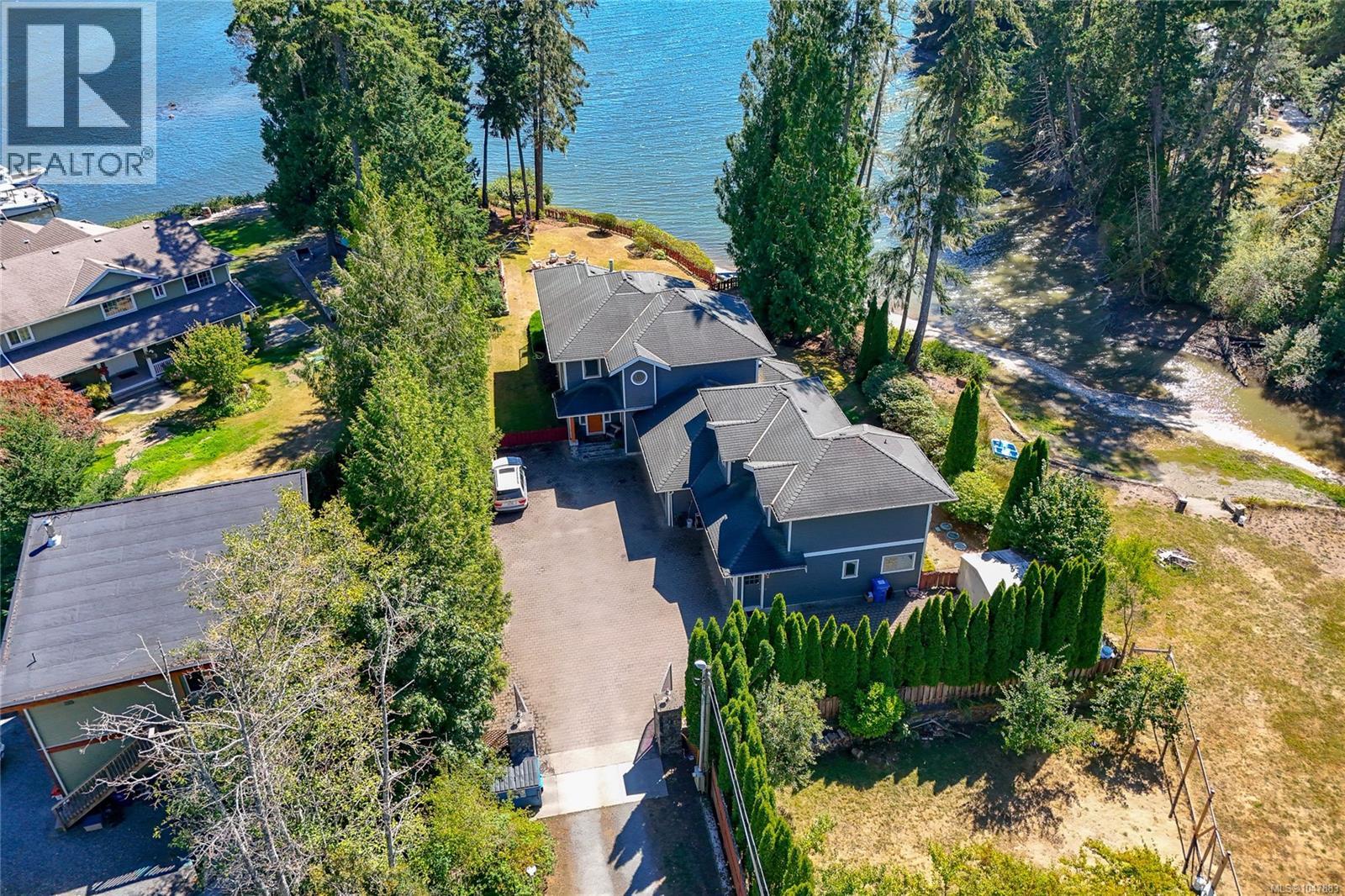 5469 Sooke Rd - Image 30
