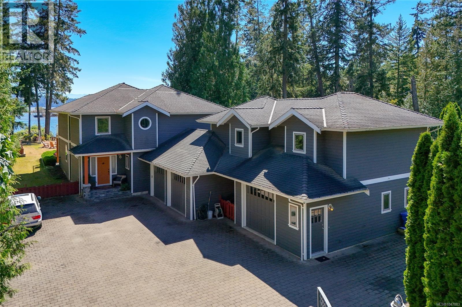 5469 Sooke Rd - Image 32