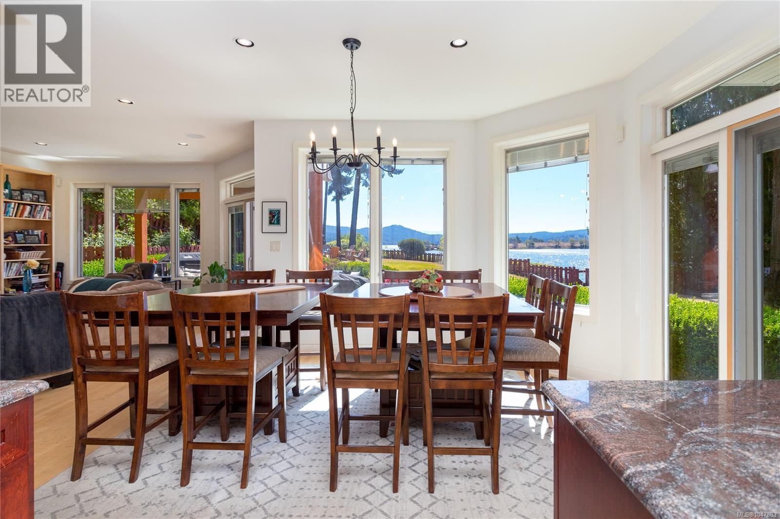 5469 Sooke Rd - 7