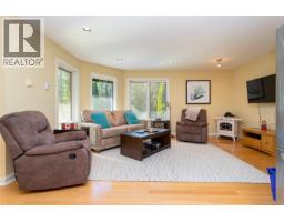 5469 Sooke Rd, Sooke, BC V0S1N0 Photo 23