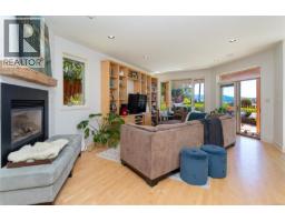 Kitchen - 5469 Sooke Rd, Sooke, BC V0S1N0 Photo 6