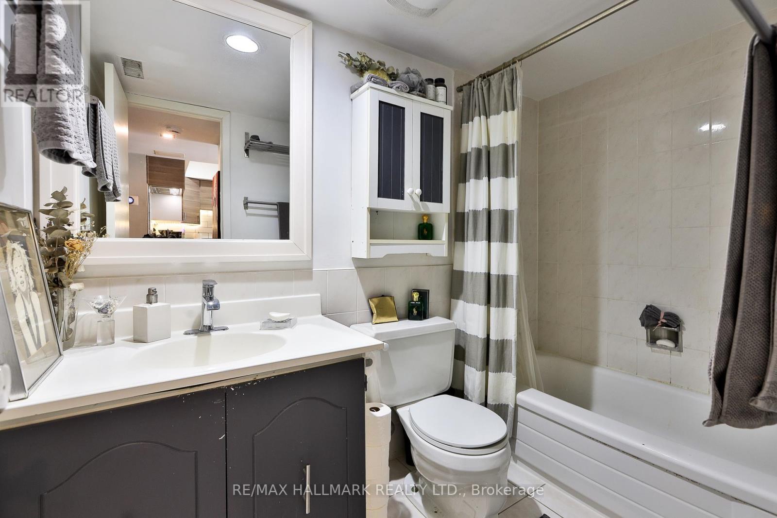 #21 17 PEMBROKE STREET - Image 25