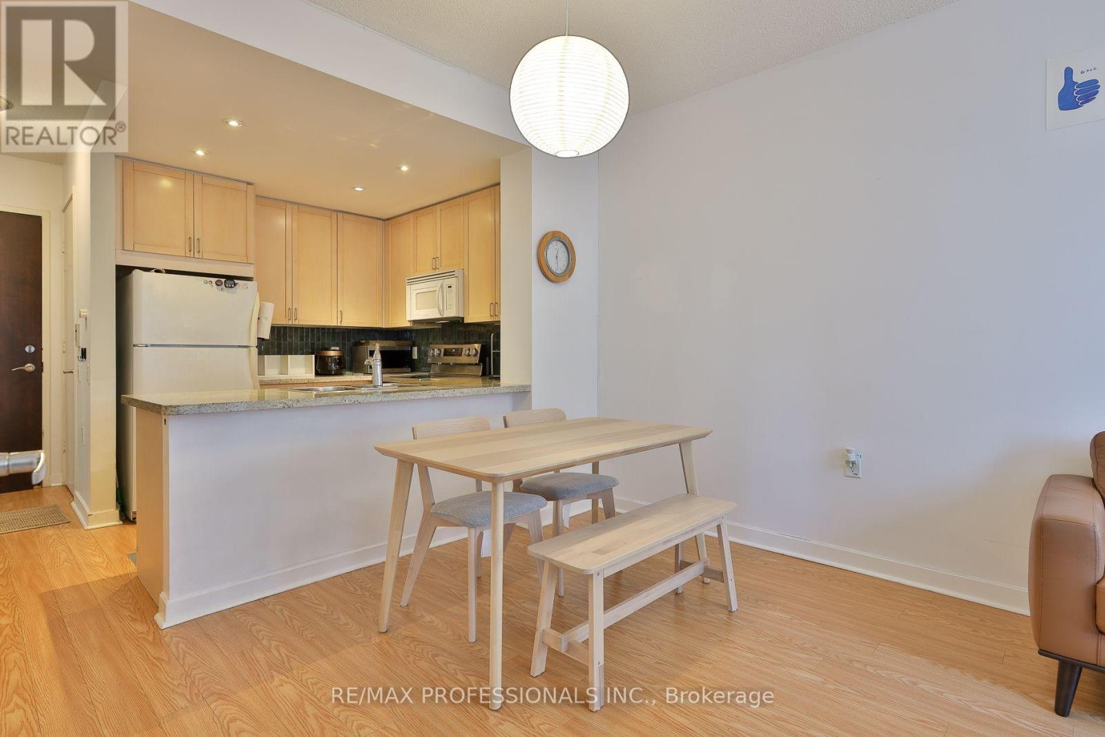 #1608 85 BLOOR STREET E - 11