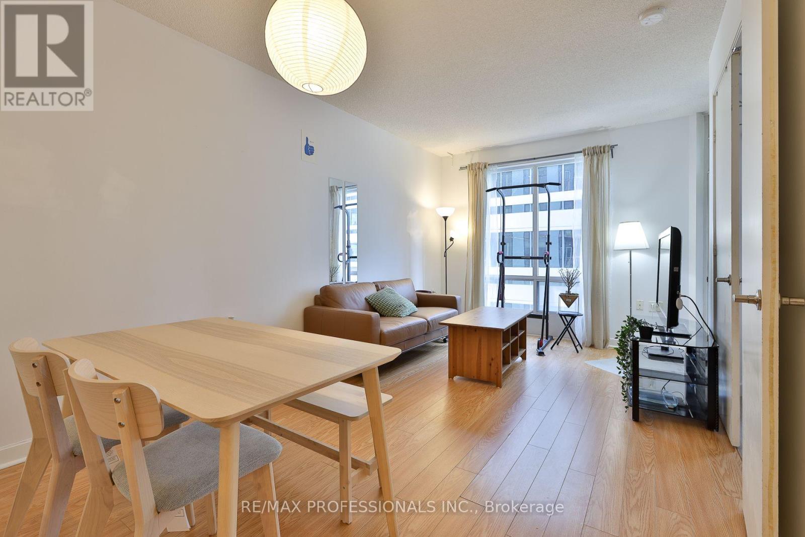 #1608 85 BLOOR STREET E - 12