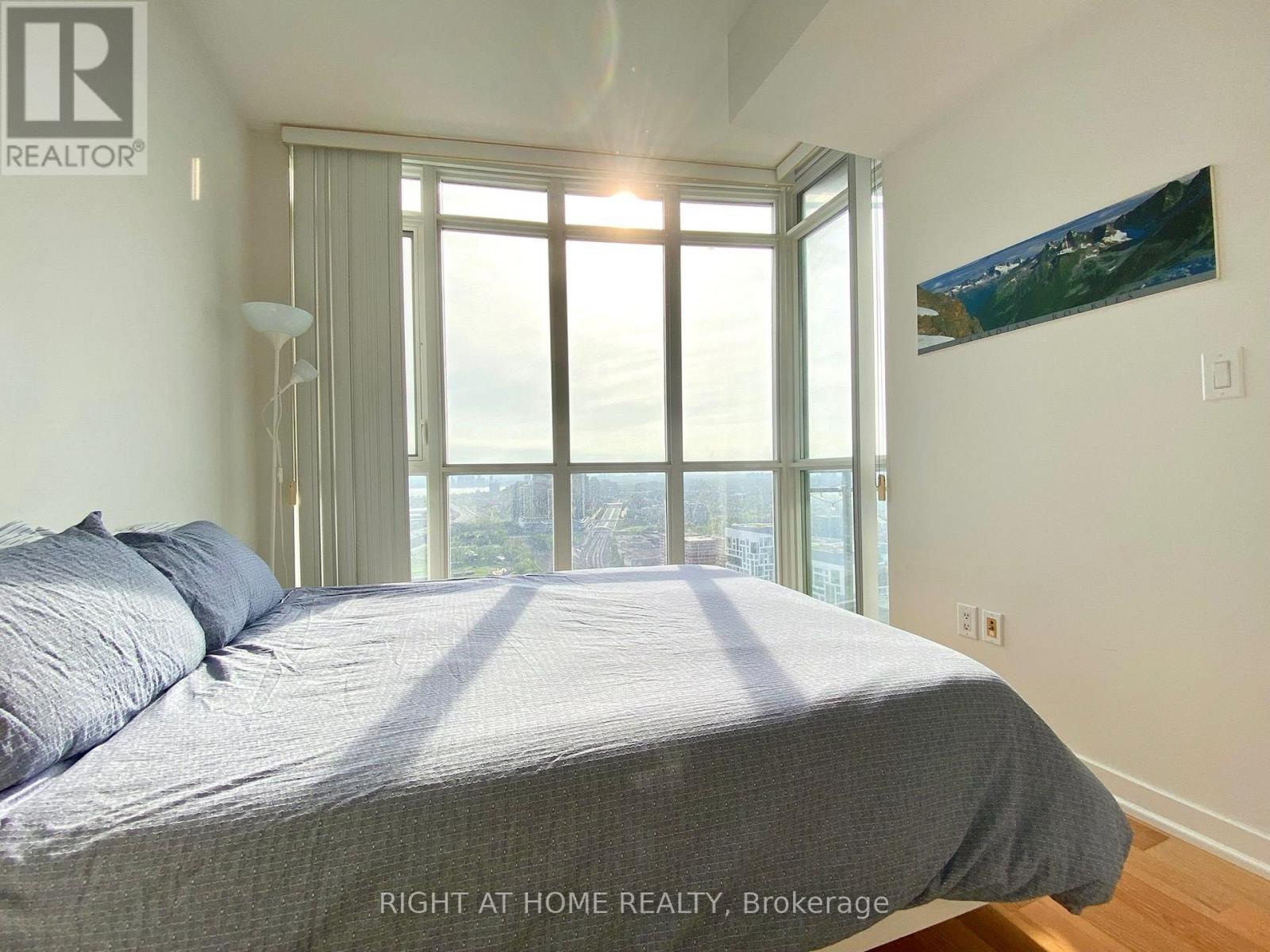 #4011 21 ICEBOAT TERRACE - 10