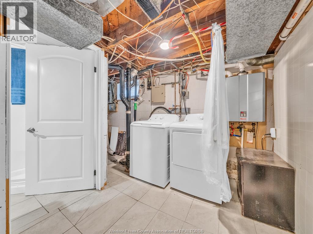2187 GIRARDOT - Image 40
