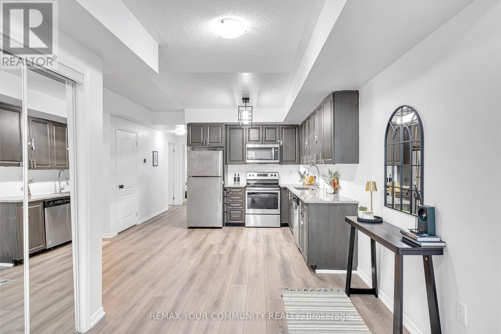 #120 500 KINGBIRD GROVE - 17