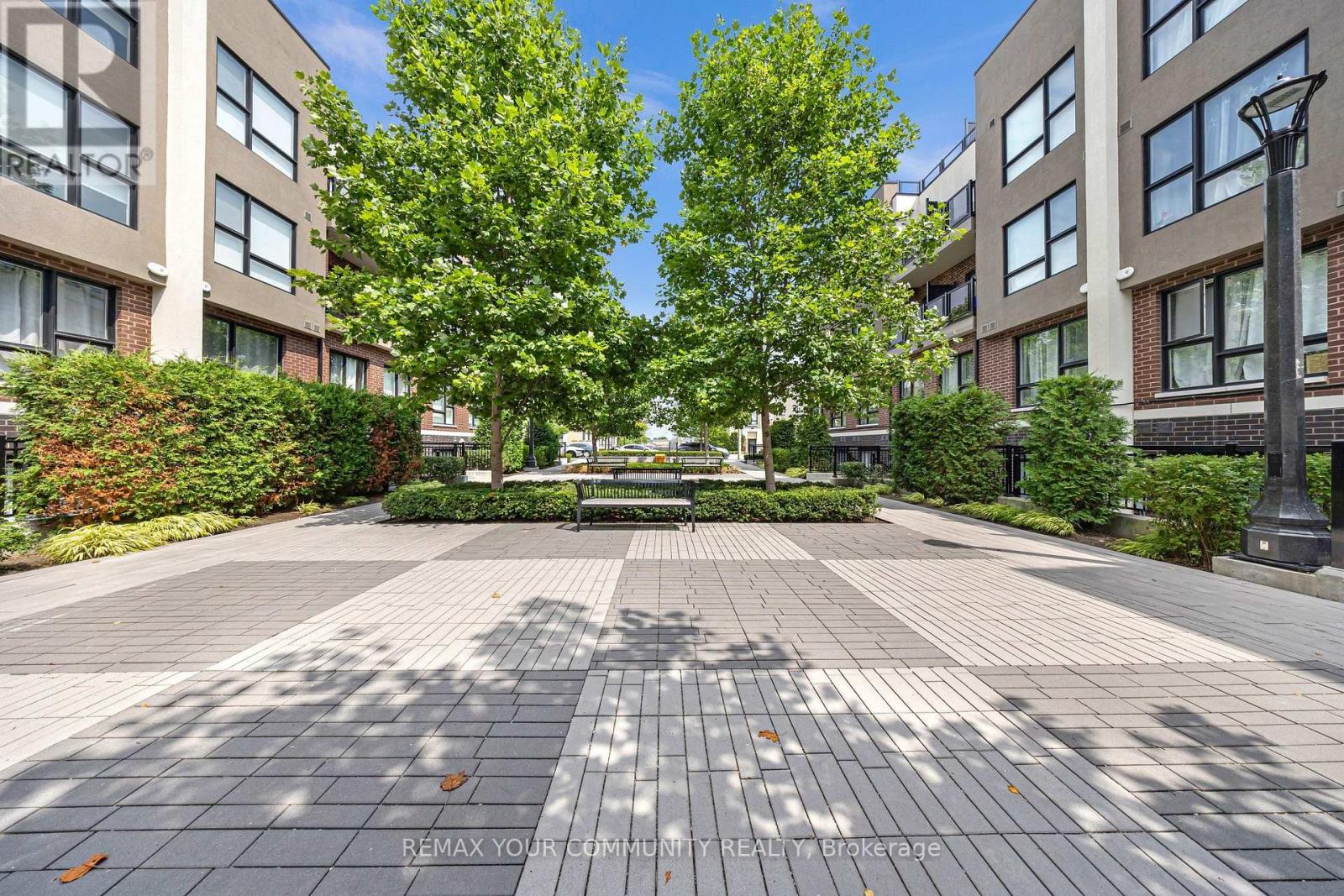 #120 500 KINGBIRD GROVE - 2