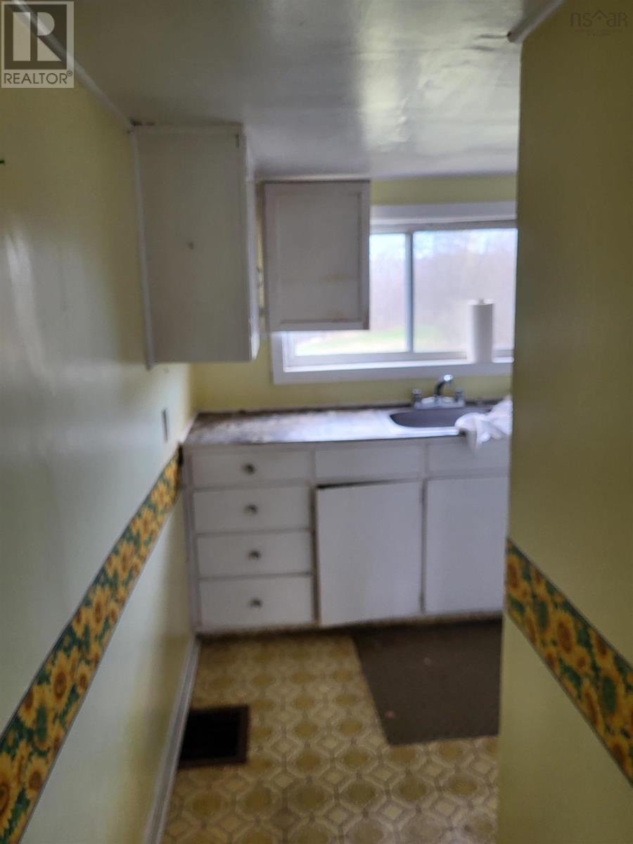 281 Lower Truro Road - 11