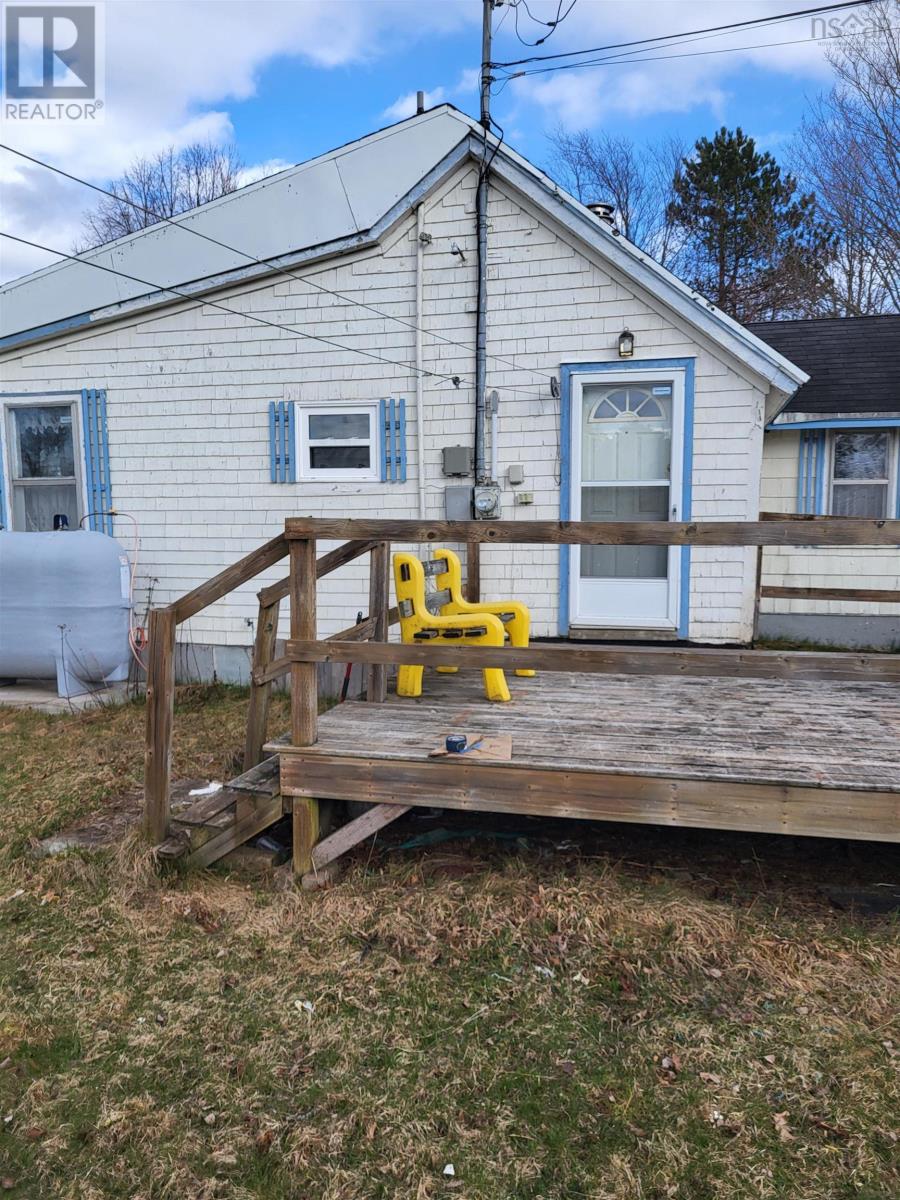 281 Lower Truro Road - 3