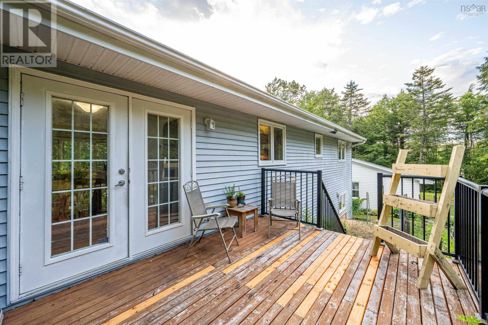 10 Elmwood Court - 33