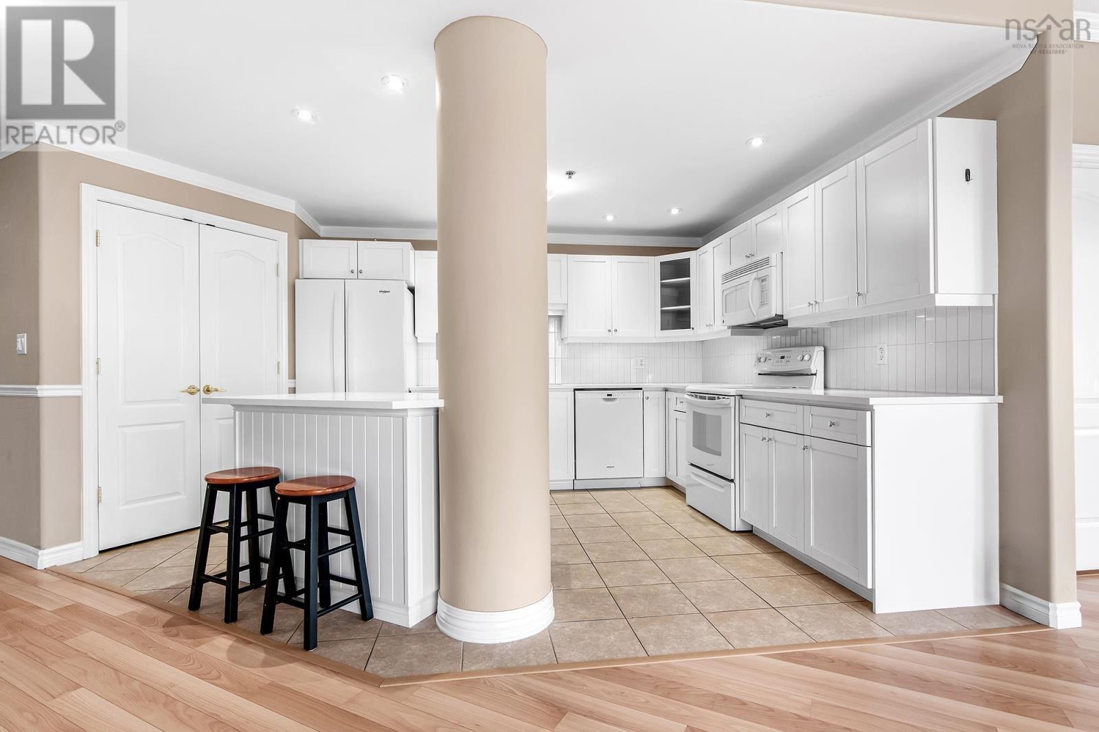 Property 7 of 43 of 207 78 Regency Park Drive