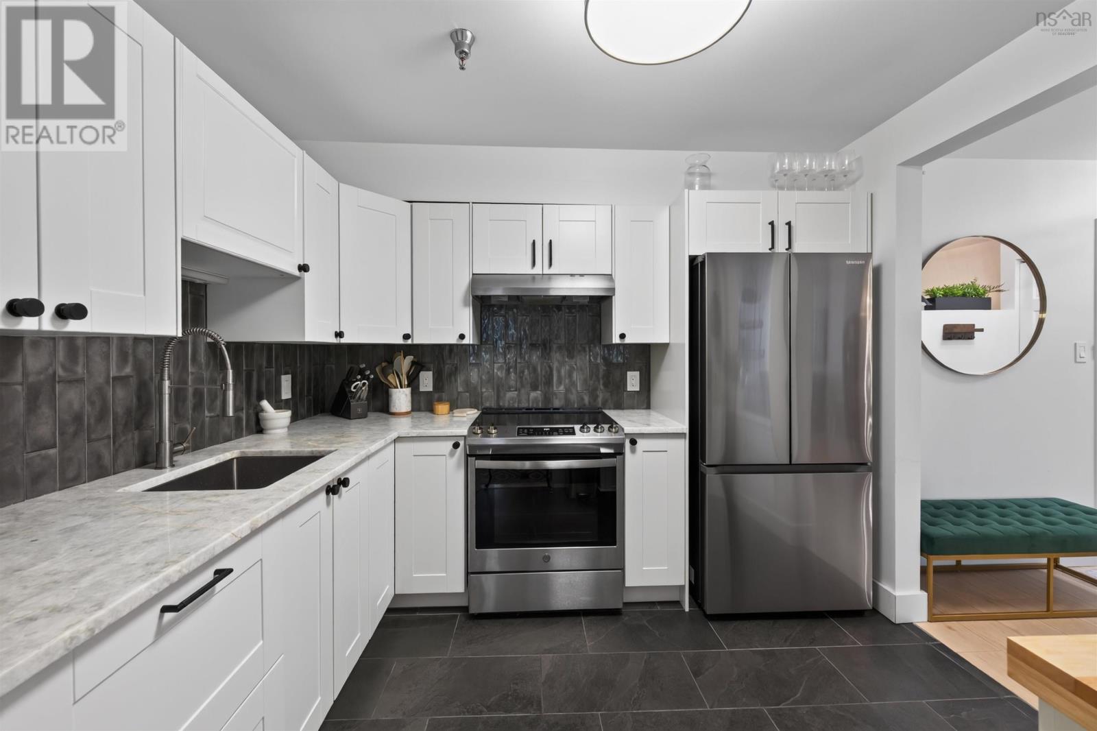 Property 21 of 39 of 305 93 Kearney Lake Road