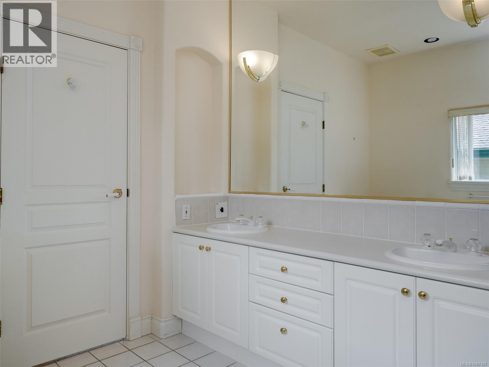 77 530 Marsett Place, Saanich