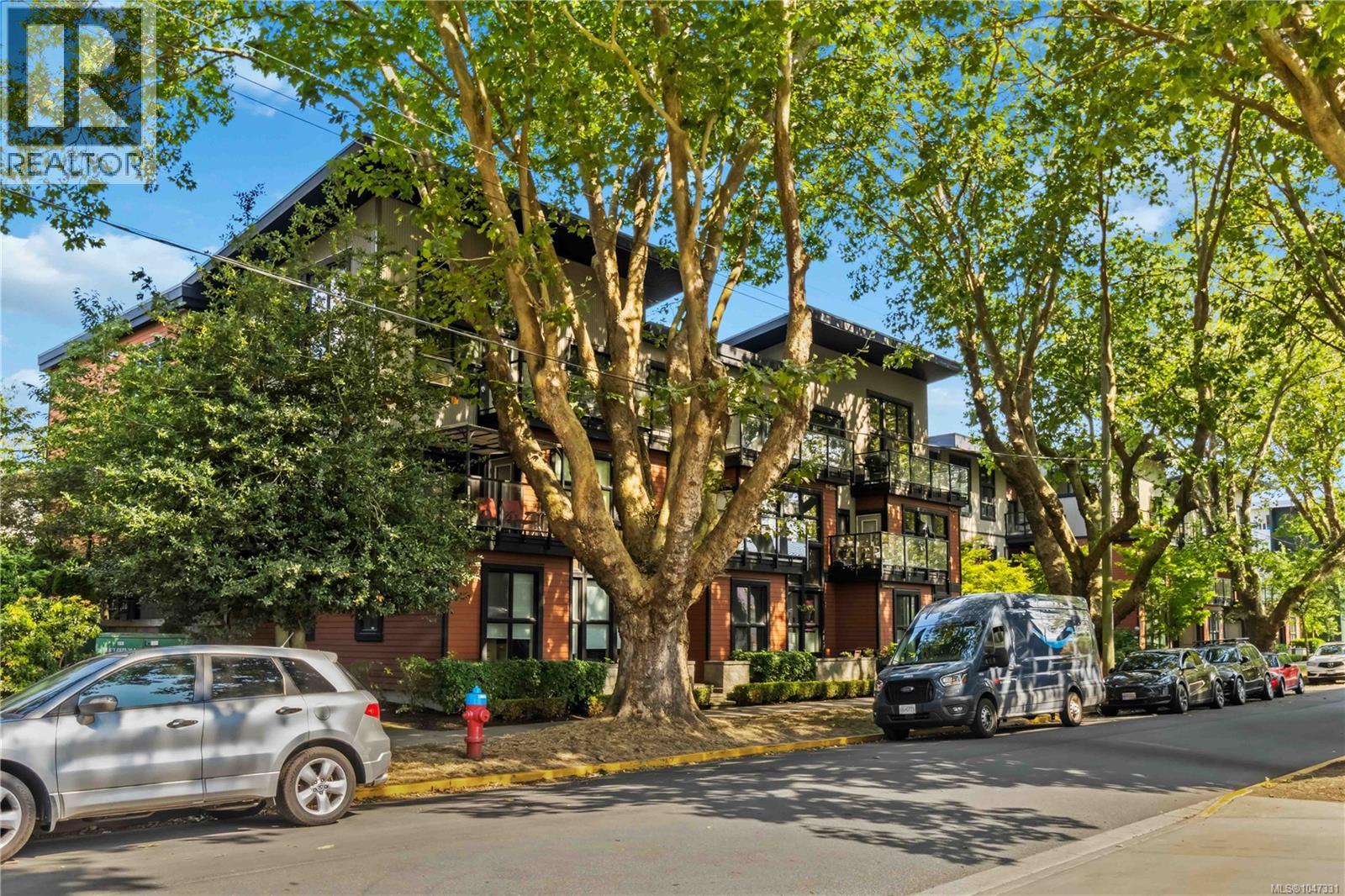 #105 630 Speed Ave - 4