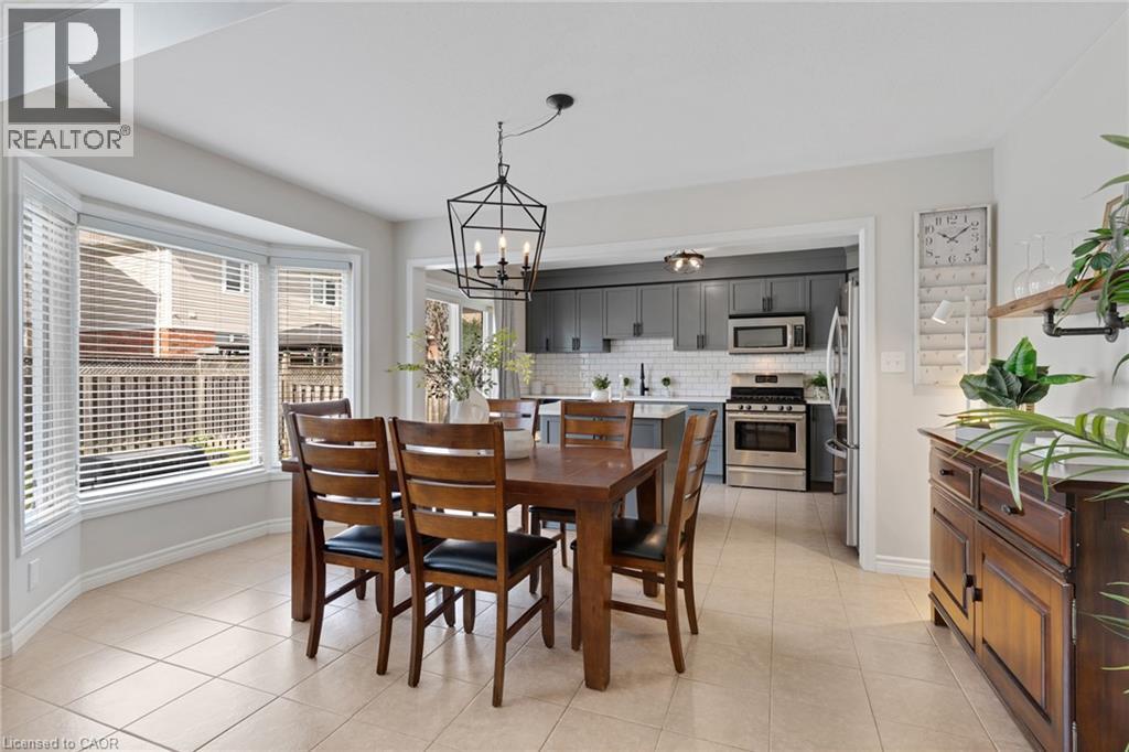 32 CHASE Crescent - 13