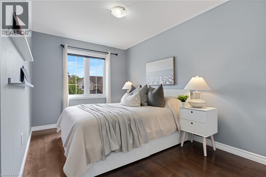 32 CHASE Crescent - 26