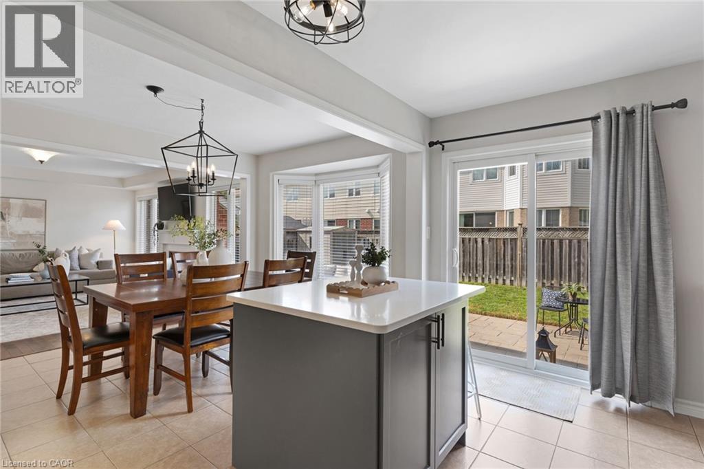 32 CHASE Crescent - 16