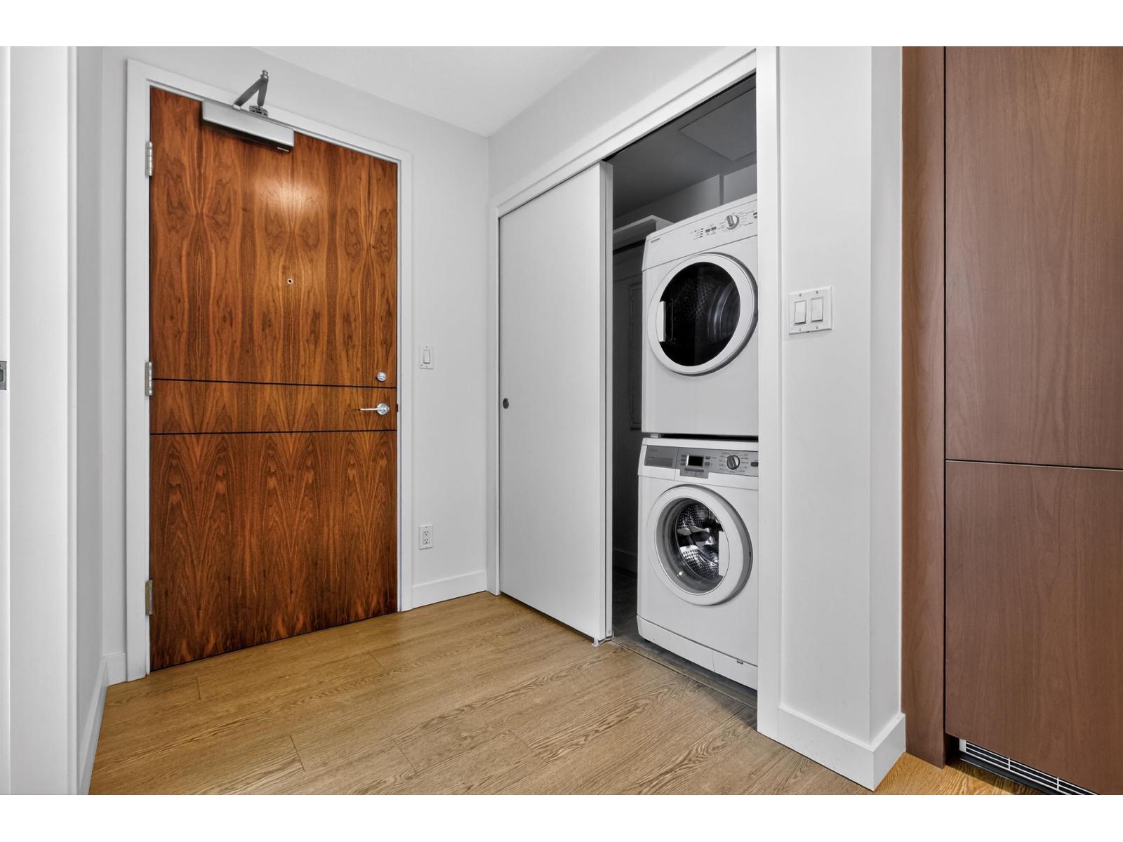 1 Bed, 1 Bath House for Sale in Surrey – 3008 13696 100 AVENUE, Surrey – MLS# R3158977 - Image 11