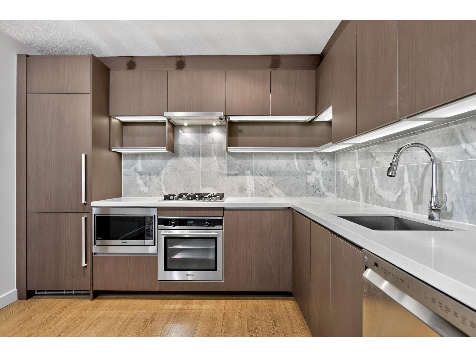 1 Bed, 1 Bath House for Sale in Surrey – 3008 13696 100 AVENUE, Surrey – MLS# R3158977 - Image 7