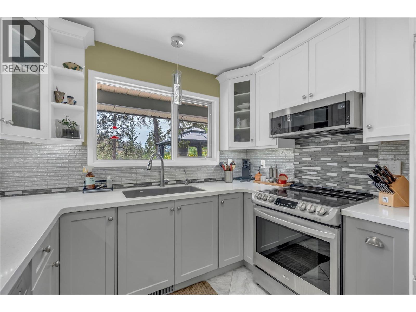 103 EAGLE Drive - Image 12