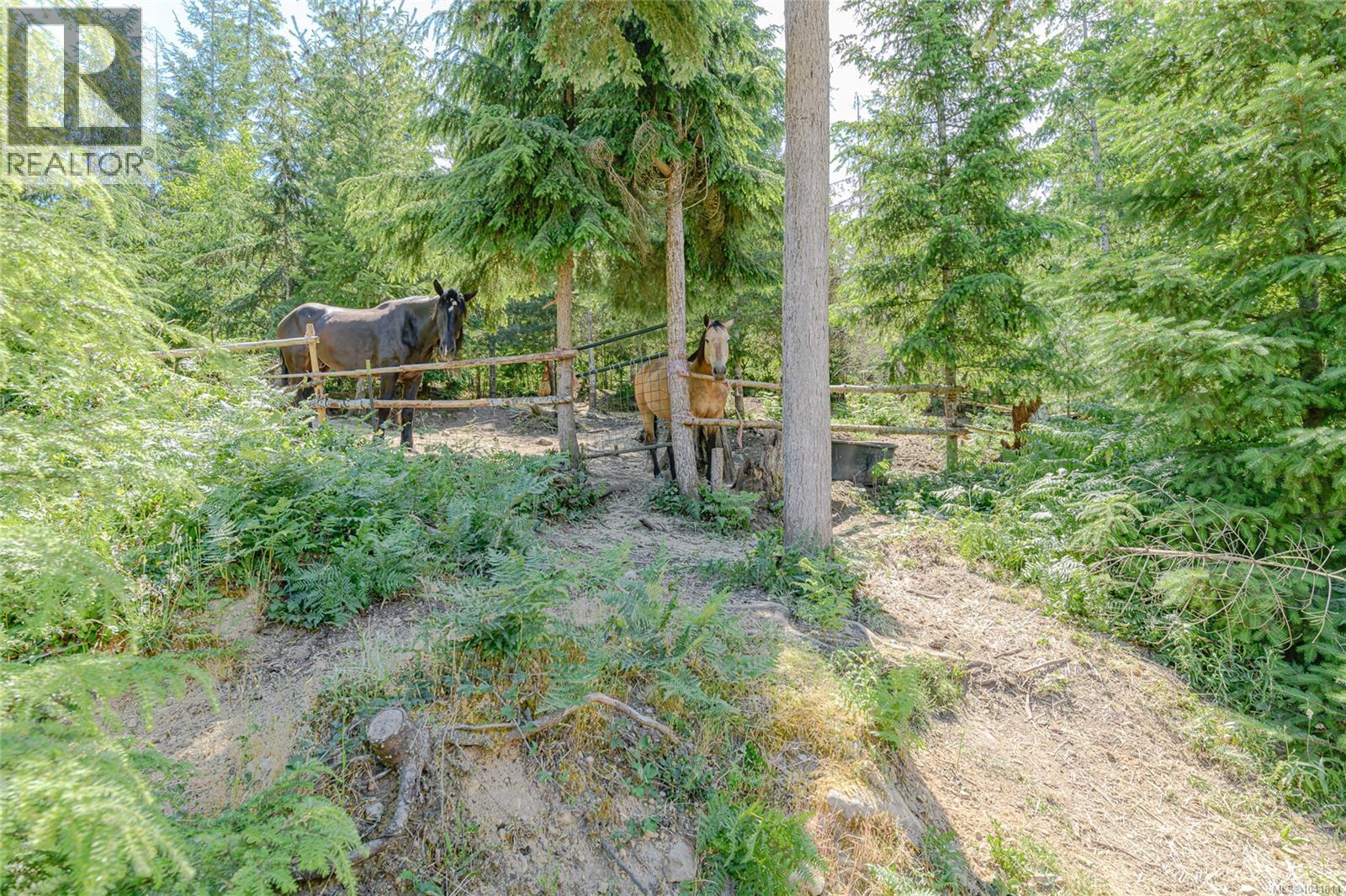 1890 Sooke Lake (Off) Rd - 15