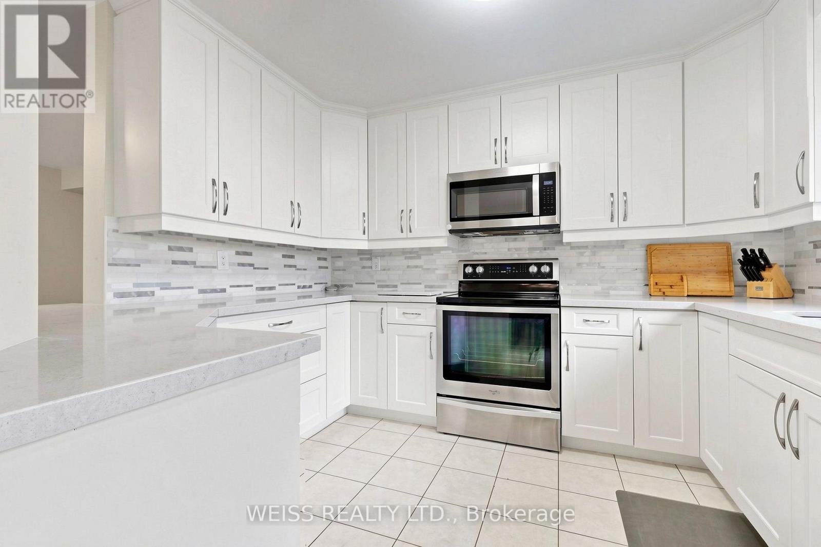 #31 5260 MCFARREN BOULEVARD - Image 10