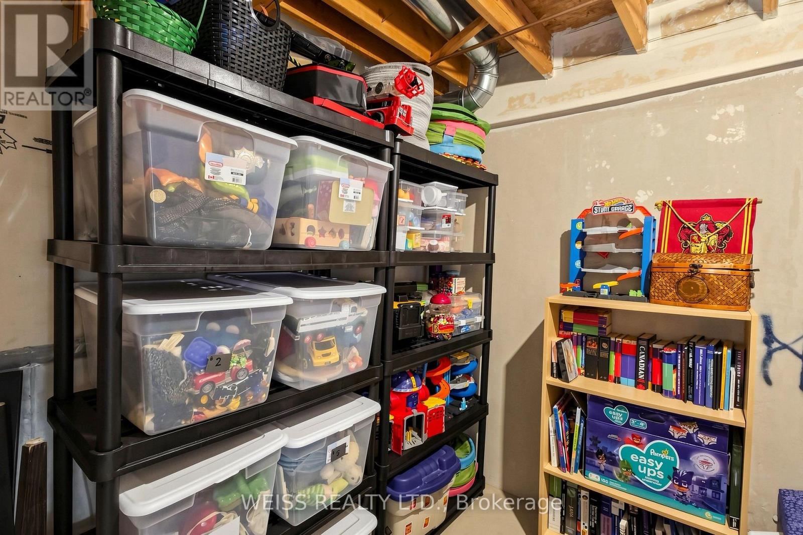 #31 5260 MCFARREN BOULEVARD - Image 36