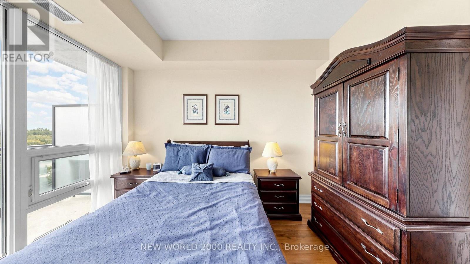 #502 100 JOHN STREET - 17