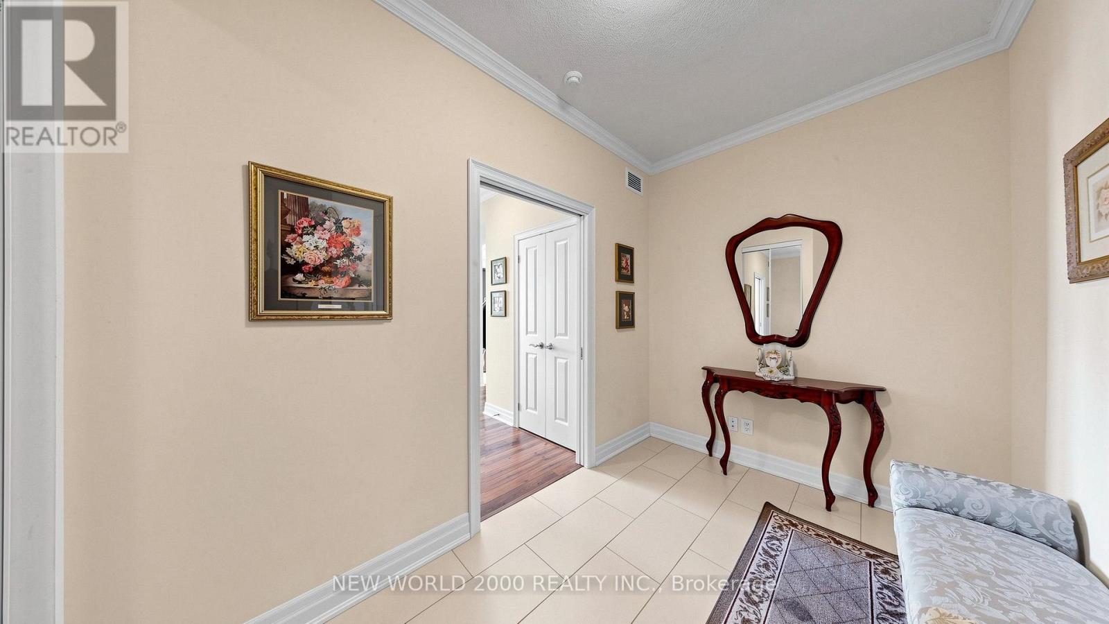 #502 100 JOHN STREET - Image 27