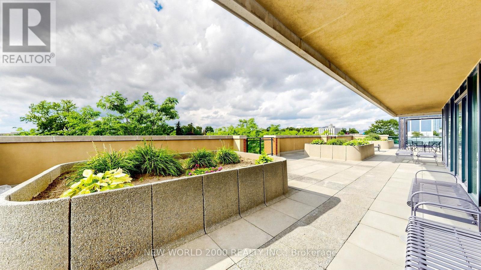 #502 100 JOHN STREET - 35