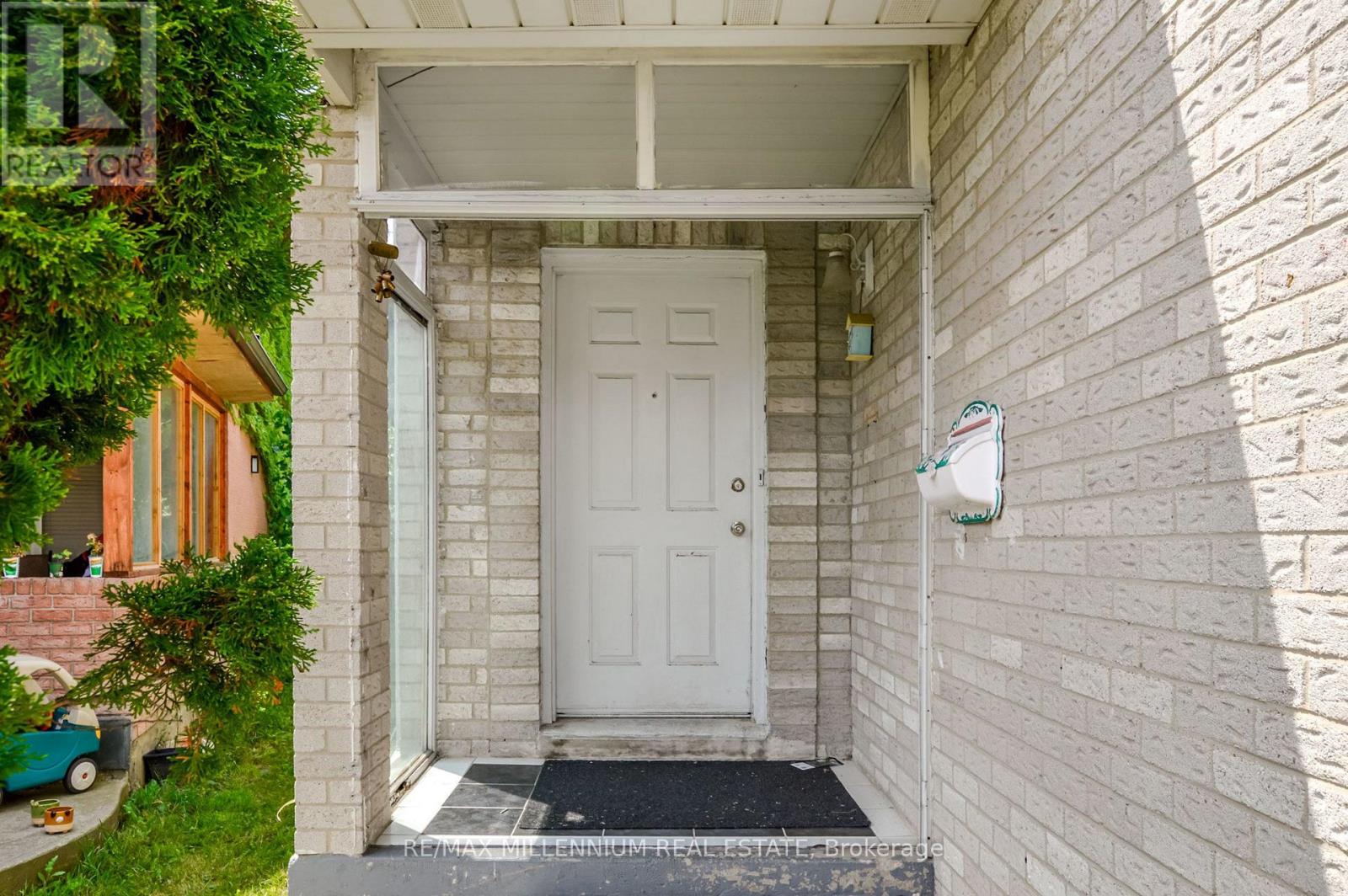 651 SHETANI PLACE - 2