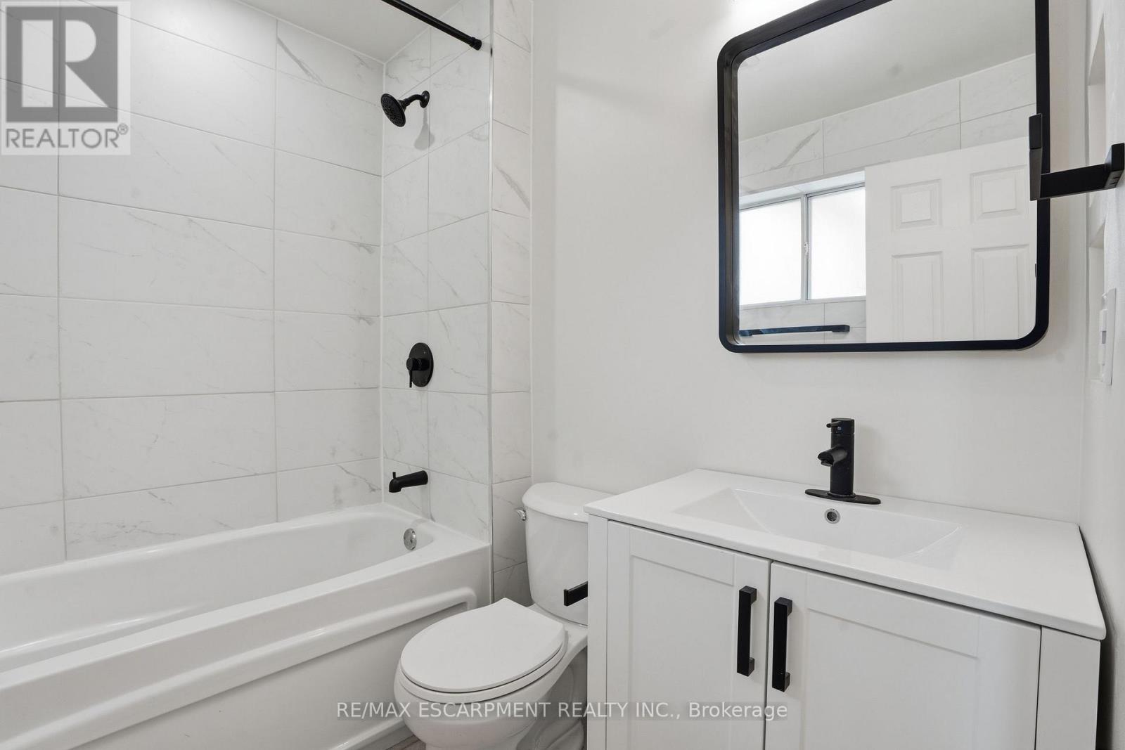 1049 GLENCAIRN AVENUE - 12