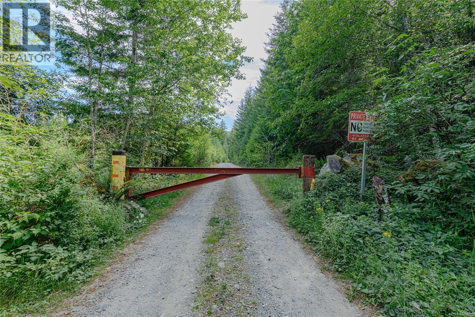 1890 Sooke Lake (Off) Rd - 97