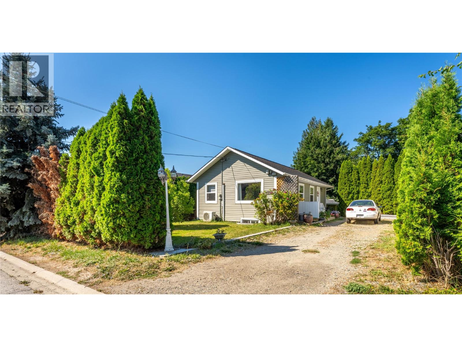 215 19th Avenue S - 1