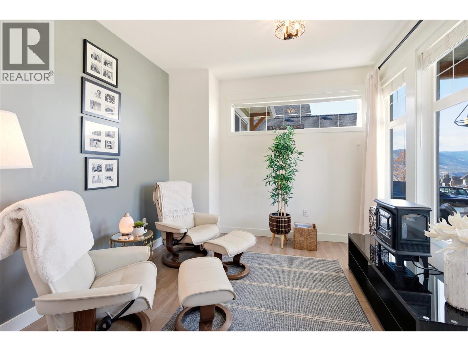 2110 Lawrence Avenue, Penticton