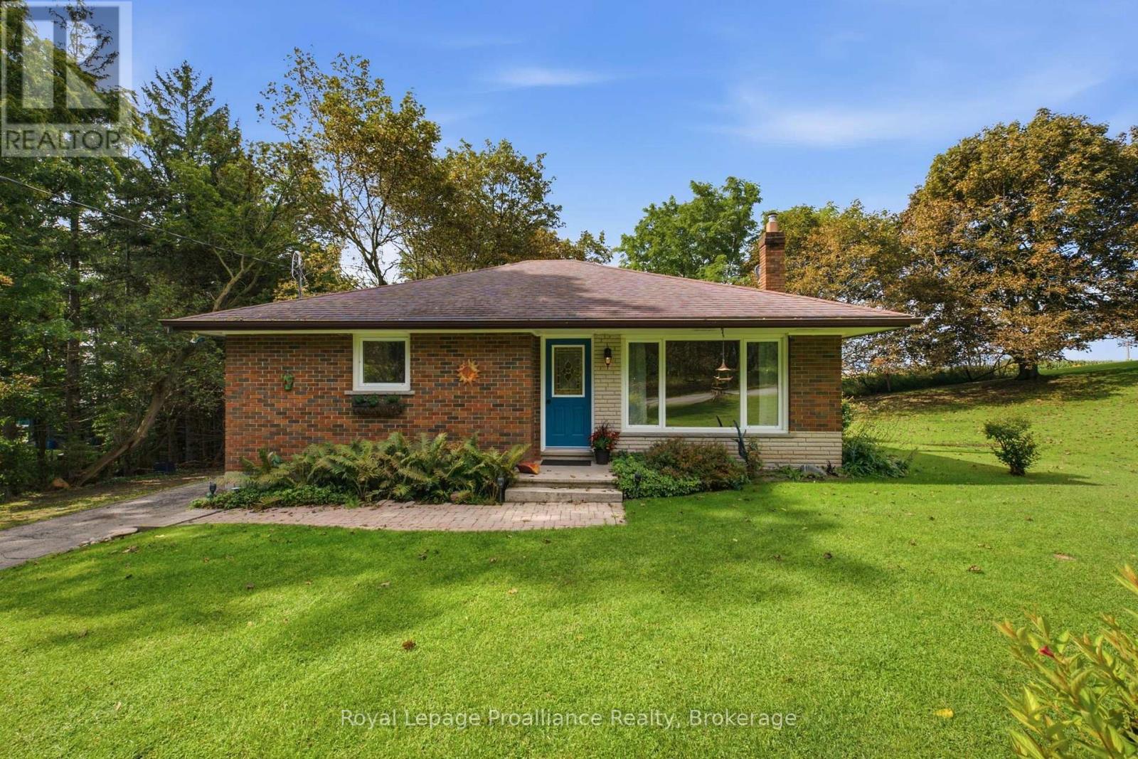 8161 DANFORTH ROAD W - 45