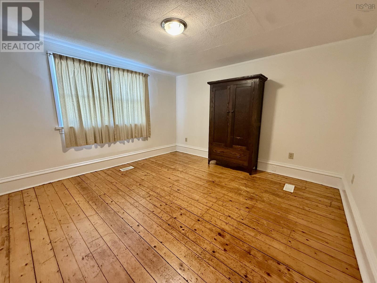 6312 Chebucto Road - 22