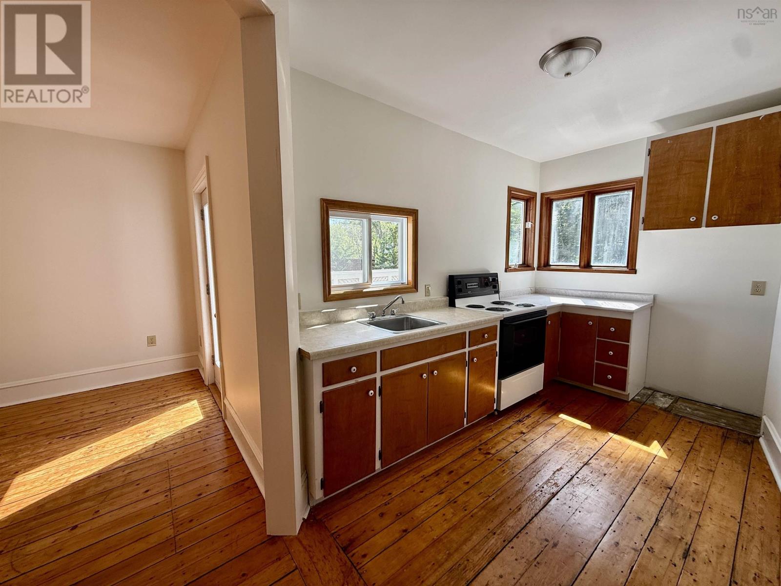 6312 Chebucto Road - 9