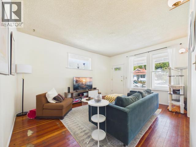 5767 MAPLE AVE - Image 7