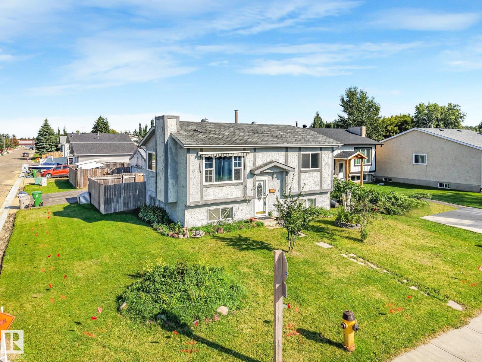 5117 52 ST - 3
