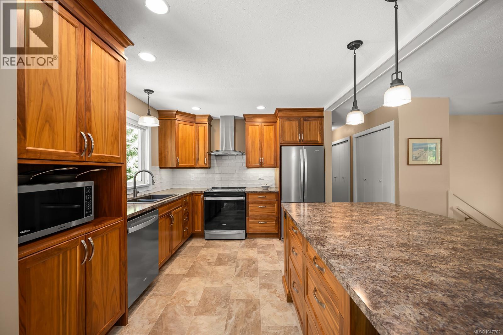1023 Sylvan Rd - 12