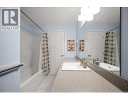1023 Sylvan Rd, Comox, BC V9M3Z1 Photo 33